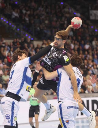 Stuttgart , Handball Daikin Bundesliga TVB Stuttgart vs ThSV Eisenach , Antonio Serradilla TVB
