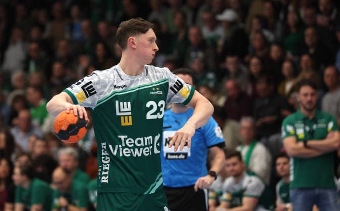 10 22 2026, Germany, Göppingen, Handball DAIKIN HBL, FRISCH AUF Göppingen vs GWD Minden, Ole Pregler FAG