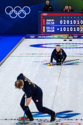 260210 Rasmus Wrana and Isabella Wrana of Sweden compete in the mixed doubles curling final match between Sweden and USA during day 4 of the 2026 Winter Olympics on February 10, 2026 in Cortina. Photo: Joel Marklund BILDBYRAN kod JM JM0787 bbeng curling Olympic Games, Olympische Spiele, Olympia, OS olympics winter olympics os ol olympiska spel vinter-os olympiske leker milano cortina 2026 milan cortina 2026 milano cortina 2026 olympic games milano cortina 2026 winter olympic games milano cortina-os milano cortina-ol vinter-ol final sverige sweden usa united states *** 260210 Rasmus Wrana and Isabella Wrana of Sweden compete in the mixed doubles curling final match between Sweden and USA during day 4 of the 2026 Winter Olympics on February 10, 2026 in Cortina Photo Joel Marklund BILDBYRAN kod JM JM0787 bbeng curling olympic games olympics winter olympics os ol olympiska spel vinter os olympiske leker milano cortina 2026 milan cortina 2026 milano cortina 2026 olympic games milano cortina 2026 winter olympic games milano cortina os milano cortina ol vinter ol final sverige sweden usa united states  Copyright: JOELxMARKLUND BB260210JM216
