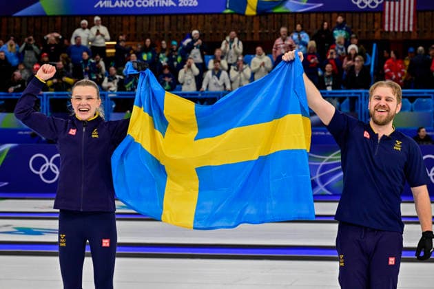 CORTINA, ITALY 20260210 Sweden s Isabella Wrana and Rasmus Wrana celebrate their victory in the Olympic final against the USA in mixed curling in Cortina. *** The image is included in the SPORTS PACKAGE. For others PAYMENT IMAGE ** CORTINA ITALY x10030x *** CORTINA, ITALY 20260210 Swedens Isabella Wrana and Rasmus Wrana celebrate their victory in the Olympic final against the USA in mixed curling in Cortina The image is included in the SPORTS PACKAGE For others PAYMENT IMAGE CORTINA ITALY x10030x  Copyright: xJonasxEkströmer TTx 2026 OLYMPICS MIXED CURLING FINAL