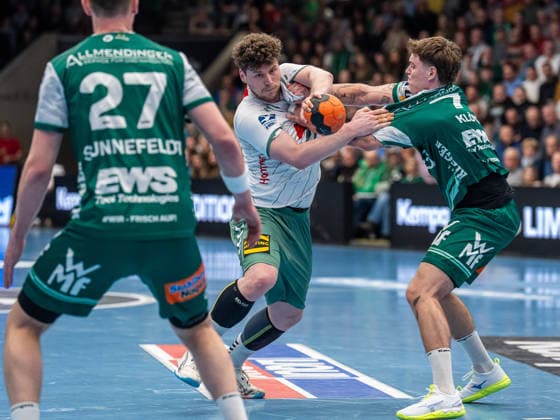 Philipp Vorlicek GWD Minden, 22 in duel with Victor Kloeve Frisch Auf Goeppingen, 07 , Frisch Auf Goeppingen vs GWD Minden, Handball, 1 Bundesliga, Men, Season 2025 2026, 10 02 2026, Frisch Auf Goeppingen vs GWD Minden, Handball, 1 Bundesliga, Men, Season 2025 2026, 10 02 2026 Goeppingen Copyright: xEibner-Pressefoto MichaelxSchmidx EP_MST