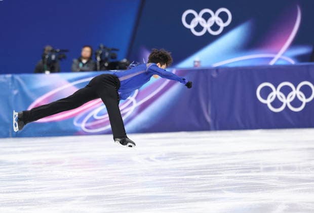 Winter Olympics - Men s Single Skating - Short Program Hyungyeom Kim of Team Republic of Korea competes in Men s Single Skating - Short Program on day four of the Milano Cortina 2026 Winter Olympic Games, Olympische Spiele, Olympia, OS at Milano Ice Skating Arena on February 10, 2026 in Milan, Italy. Photo by Alexis Jumeau ABACAPRESS.COM Milan Italy  Copyright: xJumeauxAlexis ABACAx