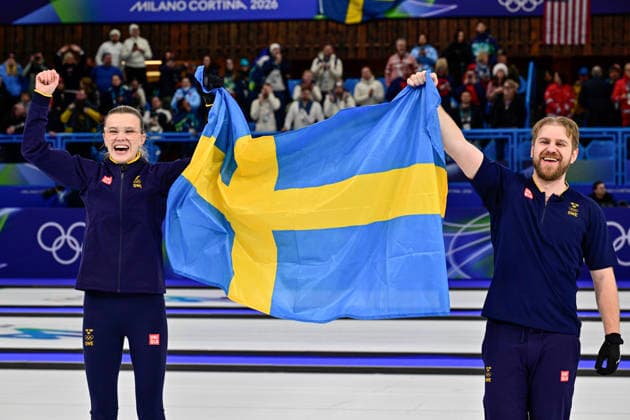 CORTINA, ITALY 20260210 Sweden s Isabella Wrana and Rasmus Wrana celebrate their victory in the Olympic final against the USA in mixed curling in Cortina. *** The image is included in the SPORTS PACKAGE. For others PAYMENT IMAGE ** CORTINA ITALY x10030x *** CORTINA, ITALY 20260210 Swedens Isabella Wrana and Rasmus Wrana celebrate their victory in the Olympic final against the USA in mixed curling in Cortina The image is included in the SPORTS PACKAGE For others PAYMENT IMAGE CORTINA ITALY x10030x  Copyright: xJonasxEkströmer TTx 2026 OLYMPICS MIXED CURLING FINAL