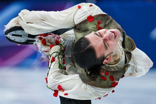 ITALY, MILAN - FEBRUARY 10, 2026: Petr Gumennik of Russia performs his short programme in the men s single skating event during the 2026 Winter Olympic Games, Olympische Spiele, Olympia, OS at the Milano Ice Skating Arena 2026 Winter Olympics: Figure skating, Eiskunstlauf  - ZUMAt113 20260210_zaa_t113_700 Copyright: xMikhailxTereshchenkox