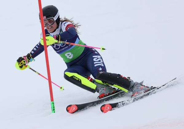 (260210) -- CORTINA D AMPEZZO, Feb. 10, 2026 -- Paula Moltzan of the United States competes during the slalom of the alpine skiing women s team combined at the Milan-Cortina 2026 Olympic Winter games, Winterspiele,Spiele, Summer games in Cortina, Italy, Feb. 10, 2026. ) (MICO2026)ITALY-CORTINA D AMPEZZO-OLYMPIC WINTER GAMES-ALPINE SKIING-WOMEN S TEAM COMBINED ZhangxChenlin 