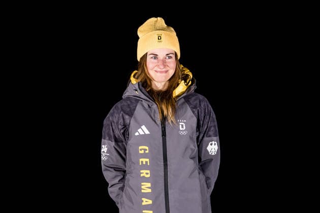 CORTINA, ITALY - FEBRUARY 10: Julia Taubitz (Germany) during the medal ceremony of the Luge Women s Singles at the Milano Cortina 2026 Olympics at Cortina Sliding Centre on day 4 of the Milano Cortina 2026 Olympics on February 10, 2026 in Cortina, Italy. Editorial use only. Venezia Italy Copyright: xSteffiexWunderlx