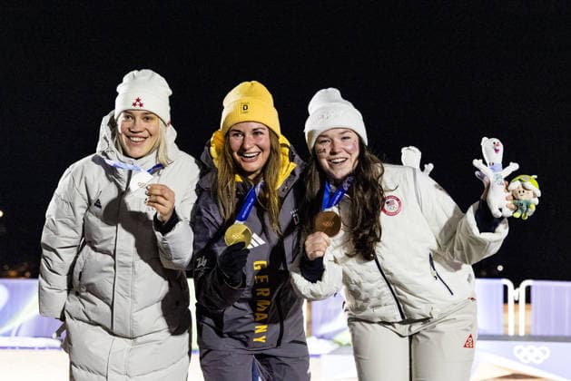 CORTINA, ITALY - FEBRUARY 10: The Podium Silver medalist Elina Bota (Latvia), Gold medalist Julia Taubitz (Germany) and Bronze medalist Ashley Farquharson (USA) during the medal ceremony of the Luge Women s Singles at the Milano Cortina 2026 Olympics at Cortina Sliding Centre on day 4 of the Milano Cortina 2026 Olympics on February 10, 2026 in Cortina, Italy. Editorial use only. Venezia Italy Copyright: xSteffiexWunderlx