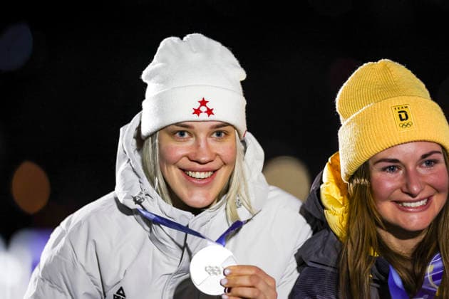 OLYMPICS - Winter Olympic Games, Olympische Spiele, Olympia, OS Milano Cortina 2026 CORTINA D AMPEZZO,ITALY,10.FEB.26 - OLYMPICS, LUGE - Winter Olympic Games Milano Cortina 2026, women, singles, medal ceremony. Image shows Elina Bota (LAT). Keywords: medal.  GEPAxpictures xMaticxKlansek