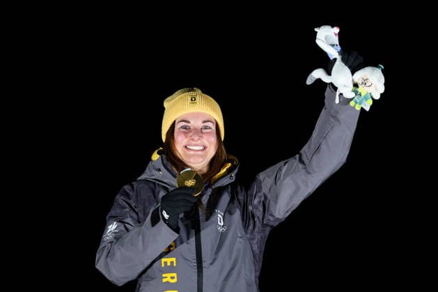 Olympische Winterspiele Milano Cortina 2026 Rennrodeln Einsitzer Frauen am 10.02.2026 im Cortina Sliding Centre in Cortina d™Ampezzo Julia Taubitz ( Deutschland ) gewinnt die Gold Medaille *** Olympic Winter Games Milano Cortina 2026 Luge Single Seater Women on 10 02 2026 at the Cortina Sliding Center in Cortina d™Ampezzo Julia Taubitz Germany wins the gold medal xMSx