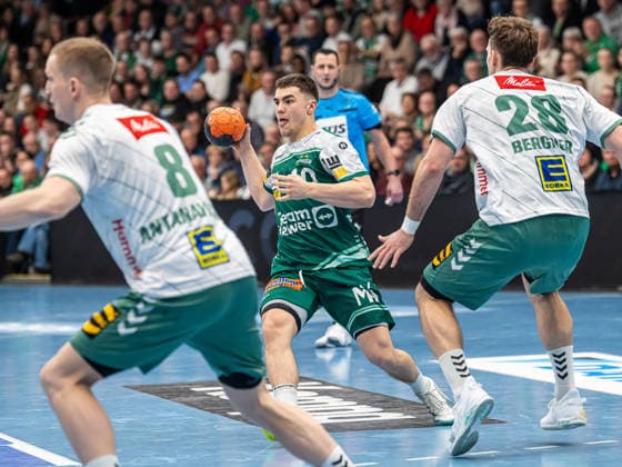 Elias Newel Frisch Auf Goeppingen, 40 on the ball, Frisch Auf Goeppingen vs GWD Minden, Handball, 1 Bundesliga, Men, Season 2025 2026, 10 02 2026, Frisch Auf Goeppingen vs GWD Minden, Handball, 1 Bundesliga, Men, Season 2025 2026, 10 02 2026 Goeppingen Copyright: xEibner-Pressefoto MichaelxSchmidx EP_MST