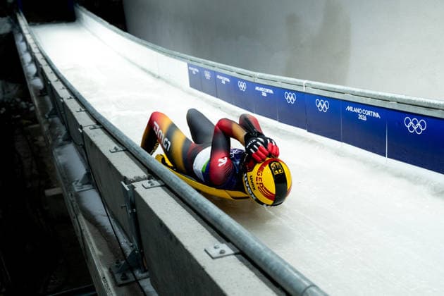 TAUBITZ Julia (Deutschland) jubelt im Ziel ueber Sieg und Gold Medaille, ITA, Olympische Spiele Milano Cortina 2026, Olympia, Rodeln Frauen Einzel, 10.02.2026 ITA, Olympische Spiele Milano Cortina 2026, Olympia, Rodeln Frauen Einzel, 10.02.2026 Cortina d Ampezzo *** TAUBITZ Julia Germany celebrates victory and gold medal at the finish, ITA, Olympic Games Milano Cortina 2026, Olympia, Luge Women Individual, 10 02 2026 ITA, Olympic Games Milano Cortina 2026, Olympia, Luge Women Individual, 10 02 2026 Cortina d Ampezzo Copyright: xEibner-Pressefoto Memmlerx EP_MMR