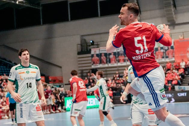 Germany Handball Bundesliga, DAIKIN HBL 2025 26, 20 Matchday Handball Sport Verein Hamburg vs SC DHfK Leipzig Sporthalle Hamburg Hamburg Casper U Mortensen HSV Hamburg, 51 , Marko Mamic SC DHfK Leipzig, 14 , Jan Schmidt HSV Hamburg, 42 , Franz Semper SC DHfK Leipzig, 32 Copyright: xStefanxTrochax