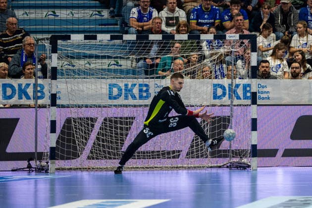 Daikin Handball Bundesliga, VfL Gummersbach SG Flensburg Handewitt, 10 02 2026 Dominik Kuzmanovi VfL Gummersbach, 1 , Daikin Handball Bundesliga, VfL Gummersbach SG Flensburg Handewitt, 10 02 2026 Copyright: xBEAUTIFULxSPORTS Erlhofx