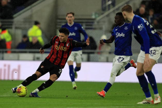 10th February 2026; Hill Dickinson Stadium, Liverpool, England; Premier League Football, Everton versus AFC Bournemouth; Evanilson of Bournemouth shoots at goal  DavidxBlunsden Content restricted for UK based newspaper