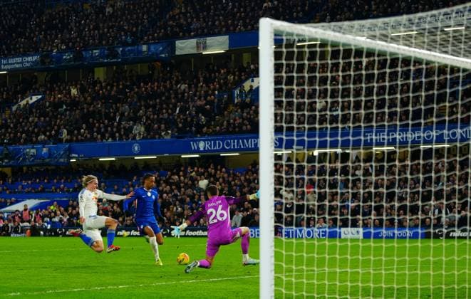 Joao Pedro of Chelsea scores the opening goal Chelsea v Leeds United, Premier League, Football, Stamford Bridge, London, UK - 10 Feb 2026London Stamford Bridge United Kingdom EDITORIAL USE ONLY No use with unauthorised audio, video, data, fixture lists, club league logos or live services. Online in-match use limited to 120 images, no video emulation. No use in betting, games or single club league player publications.  Copyright: xJavierxGarcia Shutterstockx 16537163k