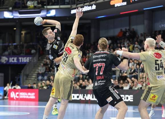 10 02 2026 Handball 1 Bundesliga DAIKIN HBL Season 2025 2026 20 Matchday HC Erlangen Metropolregion Nürnberg HCE TSV Hannover Burgdorf Die Recken DaMa xdaxmax Viggo Kristjansson 73, HC Erlangen HCE Lukas Stutzke 39, TSV Hannover Burgdorf