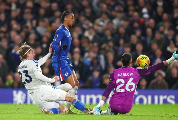 London, England, 10th February 2026. Joao Pedro of Chelsea scores the first goal during the Chelsea vs Leeds United Premier League match at Stamford Bridge, London. Picture credit should read: Paul Terry Sportimage EDITORIAL USE ONLY. No use with unauthorised audio, video, data, fixture lists, club league logos or live services. Online in-match use limited to 120 images, no video emulation. No use in betting, games or single club league player publications. SPI_019_PT_Chelsea_v_Leeds_United SPI-4517-0020