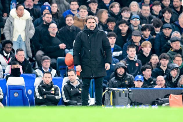 Chelsea v Leeds United, Premier League Leeds United manager Daniel Farke on the touchline during the Premier League match between Chelsea and Leeds United at Stamford Bridge, London, UK on 10 February 2026. London Stamford Bridge Greater London UK Editorial use only DataCo restrictions apply See www.football-dataco.com , Copyright: xDennisxGoodwinx PSI-23726-0032