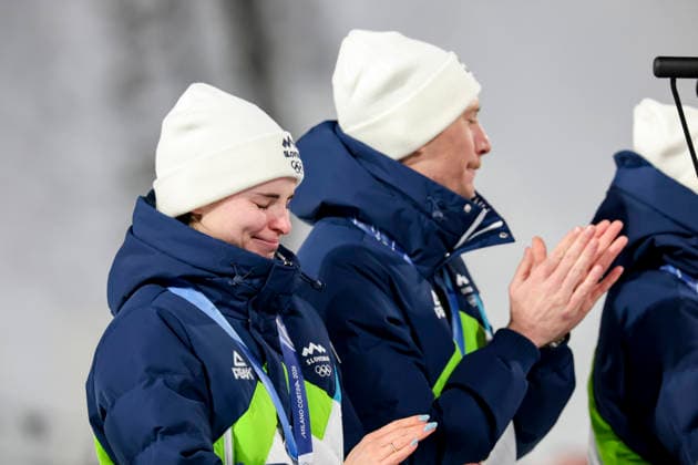 OLYMPICS - Winter Olympic Games, Olympische Spiele, Olympia, OS Milano Cortina 2026 PREDAZZO,ITALY,10.FEB.26 - OLYMPICS, Ski jumping, Skispringen, Ski, nordisch - Winter Olympic Games Milano Cortina 2026, normal hill, mixed team, medal ceremony. Image shows Nika Vodan (SLO).  GEPAxpictures xMatthiasxTrinkl