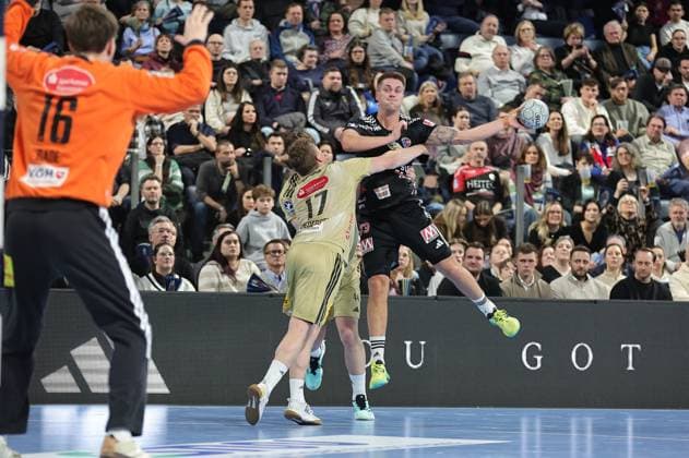 10 02 2026 Handball 1 Bundesliga DAIKIN HBL Season 2025 2026 20 Matchday HC Erlangen Metropolregion Nürnberg HCE TSV Hannover Burgdorf Die Recken DaMa xdaxmax Simon Gade 16, TSV Hannover Burgdorf August Baskar Pedersen 17, TSV Hannover Burgdorf Viggo Kristjansson 73, HC Erlangen HCE