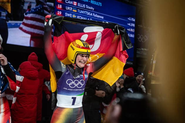 Julia Taubitz of Germany celebrates after her run in the Women s Singles Luge competition at the 2026 Olympic Winter games, Winterspiele,Spiele, Summer games on February 10, 2026 in Cortina d Ampezzo, Italy. *** Julia Taubitz of Germany celebrates after her run in the Women s Singles Luge competition at the 2026 Olympic Winter Games on February 10, 2026 in Cortina d Ampezzo, Italy Copyright: HMBxMedia MarcxNiemeyer