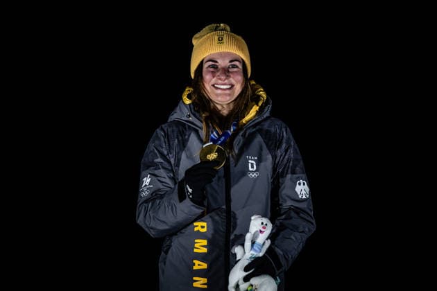 Gold medalist Julia Taubitz of Germany poses with her medal on the podium after winning the Women s Singles Luge competition at the 2026 Olympic Winter games, Winterspiele,Spiele, Summer games on February 10, 2026 in Cortina d Ampezzo, Italy. *** Gold medalist Julia Taubitz of Germany poses with her medal on the podium after winning the Women s Singles Luge competition at the 2026 Olympic Winter Games on February 10, 2026 in Cortina d Ampezzo, Italy Copyright: HMBxMedia MarcxNiemeyer