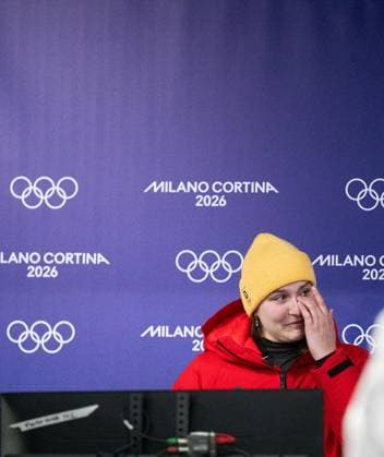 MILANO CORTINA 2026 - OLYMPISCHE WINTERSPIELE - CORTINA D™AMPEZZO - RODELN - FRAUEN EINZEL ** NUR FÜR REDAKTIONELLE ZWECKE ** EDITORIAL USE ONLY **<p>10 02 2026-Cortina d™Ampezzo: Olympische Winterspiele Milano Cortina 2026 Rodeln Cortina Sliding Centre Event: Frauen Einzel 3.-4. Lauf im Foto: Tränen bei Merle Fräbel 5 (Deutschland) ( Italien Venetien Cortina d™Ampezzo Copyright: SaschaxFromm *** MILANO CORTINA 2026 OLYMPIC WINTER GAMES CORTINA D™AMPEZZO LUNGING WOMEN SINGLE FOR EDITORIAL PURPOSES ONLY p 10 02 2026 Cortina d™Ampezzo Olympic Winter Games Milano Cortina 2026 Luge Cortina Sliding Centre Event Women Single 3 4 Run in photo Tears at Merle Fräbel 5 Germany Italy Veneto Cortina d™Ampezzo Copyright SaschaxFromm Copyright: SaschaxFromm doc84ipuvi77twskw6haow ,EDITORIAL USE ONLY