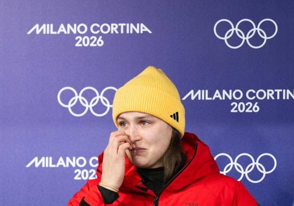 MILANO CORTINA 2026 - OLYMPISCHE WINTERSPIELE - CORTINA D™AMPEZZO - RODELN - FRAUEN EINZEL ** NUR FÜR REDAKTIONELLE ZWECKE ** EDITORIAL USE ONLY **<p>10 02 2026-Cortina d™Ampezzo: Olympische Winterspiele Milano Cortina 2026 Rodeln Cortina Sliding Centre Event: Frauen Einzel 3.-4. Lauf im Foto: Tränen bei Merle Fräbel 5 (Deutschland) ( Italien Venetien Cortina d™Ampezzo Copyright: SaschaxFromm *** MILANO CORTINA 2026 OLYMPIC WINTER GAMES CORTINA D™AMPEZZO LUNGING WOMEN SINGLE FOR EDITORIAL PURPOSES ONLY p 10 02 2026 Cortina d™Ampezzo Olympic Winter Games Milano Cortina 2026 Luge Cortina Sliding Centre Event Women Single 3 4 Run in photo Tears at Merle Fräbel 5 Germany Italy Veneto Cortina d™Ampezzo Copyright SaschaxFromm Copyright: SaschaxFromm doc84ipuvuq72g1bylj11t5v ,EDITORIAL USE ONLY