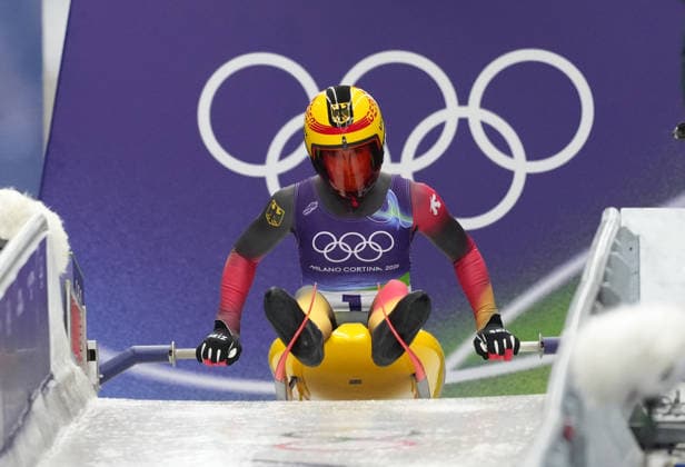 (260210) -- CORTINA D AMPEZZO, Feb. 10, 2026 -- Julia Taubitz of Germany competes during the luge women s singles run 3 at the Milan-Cortina 2026 Olympic Winter games, Winterspiele,Spiele, Summer games in Cortina, Italy, Feb. 10, 2026. ) (MICO2026)ITALY-CORTINA D AMPEZZO-OLYMPIC WINTER GAMES-LUGE-WOMEN S SINGLES LixGang 