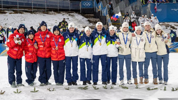 OLYMPICS - Winter Olympic Games, Olympische Spiele, Olympia, OS Milano Cortina 2026 VAL DI FIEMME,ITALY,10.FEB.26 - OLYMPICS, Ski jumping, Skispringen, Ski, nordisch - Winter Olympic Games Milano Cortina 2026, normal hill, mixed team. Image shows Ren Nikaido, Sara Takanashi, Ryoyu Kobayashi and Nozomi Maruyama (JPN), Domen Prevc, Nika Prevc, Anze Lanisek and Nika Vodan (SLO), shows Marius Lindvik, Eirin Maria Kvandal, Kristoffer Eriksen Sundal and Anna Odine Stroem (NOR) with their medals.  GEPAxpictures xOliverxLerch