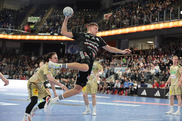 10 02 2026 Handball 1 Bundesliga DAIKIN HBL Season 2025 2026 20 Matchday HC Erlangen Metropolregion Nürnberg HCE TSV Hannover Burgdorf Die Recken DaMa xdaxmax Sander Andreassen Overjordet 8, HC Erlangen HCE