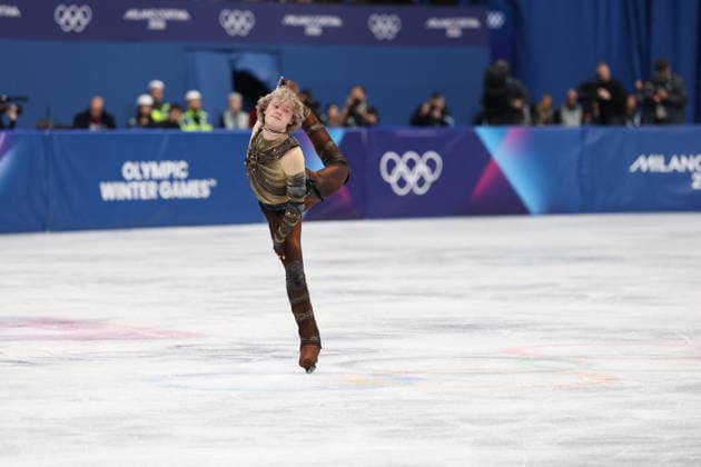 Winter Olympics - Men s Single Skating - Short Program Ilia Malinin of Team United States competes in Men s Single Skating - Short Program on day four of the Milano Cortina 2026 Winter Olympic Games, Olympische Spiele, Olympia, OS at Milano Ice Skating Arena on February 10, 2026 in Milan, Italy. Photo by Alexis Jumeau ABACAPRESS.COM Milan Italy  Copyright: xJumeauxAlexis ABACAx