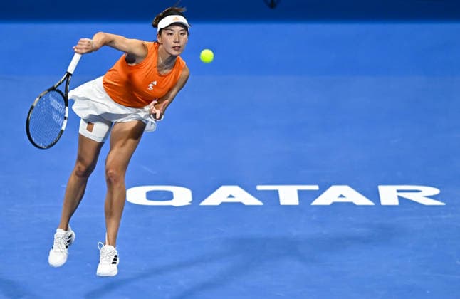 February 10, 2026, Doha, Qatar: Xinyu Wang of China plays against Elena Rybakina of Kazakhstan (not in view) during their round of 32 match at the WTA, Tennis Damen Qatar TotalEnergies Open 2026 tennis tournament at the Khalifa International Tennis Complex. Elena Rybakina won against Xinyu Wang 6-2,6-4. WTA Qatar TotalEnergies Open 2026-Round Of 32 In Doha - 10 Feb 2026  - ZUMAs197 20260210_aaa_s197_425 Copyright: xNoushadxVariyattiyakkalx