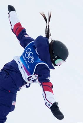 Chloe Kim of the United States competes in the Women s Snowboard Halfpipe qualifications at the Milano Cortina 2026 Winter Olympic Games, Olympische Spiele, Olympia, OS in Livigno, Italy, on Wednesday, February 11, 2026.  OLY20260211805 BOBxSTRONG