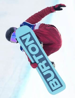 Xuetong Cai of the People s Republic of China competes in the Women s Snowboard Halfpipe qualifications at the Milano Cortina 2026 Winter Olympic Games, Olympische Spiele, Olympia, OS in Livigno, Italy, on Wednesday, February 11, 2026.  OLY20260211813 BOBxSTRONG