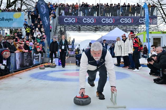 Czech President Petr Pavel and his wife Eva visit Olympic Festival in Ceske Budejovice, Czech Republic, February 11, 2026. Czech President Petr Pavel plays curling in Olympic Festival, Ceske Budejovice, Czech Republic, February 11, 2026. (CTKxPhoto VaclavxPancer) CTKPhotoP2026021104750  CTKPhotoP2026021104750