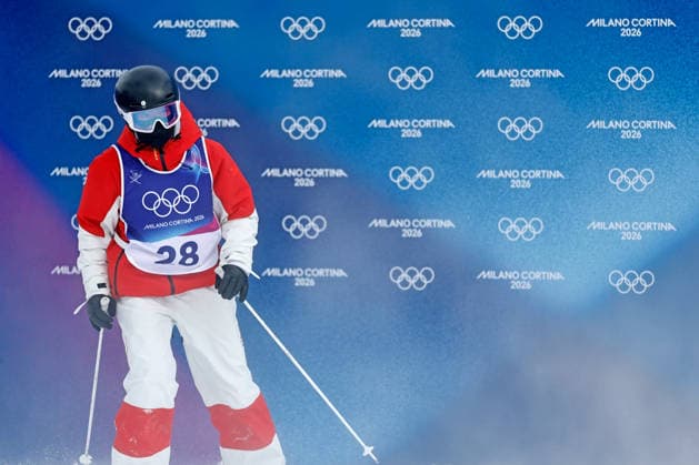(260211) -- LIVIGNO, Feb. 11, 2026 -- Li Ruilin of China reacts during the freestyle skiing women s moguls qualification at the Milan-Cortina 2026 Olympic Winter games, Winterspiele,Spiele, Summer games in Livigno, Italy, Feb. 11, 2026. ) (MICO2026)ITALY-LIVIGNO-OLYMPIC WINTER GAMES-FREESTYLE SKIING-WOMEN S MOGULS-QUALIFICATION WangxPeng 
