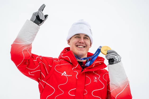 XXV Winter Olympic Games, Olympische Spiele, Olympia, OS in Bormio, Italy, on February 11, 2026. Men s super-G race. Franjo von Allmen of Switzerland celebrates victory (gold medal). (CTKxPhoto DavidxTanecek) CTKPhotoP2026021105243  CTKPhotoP2026021105243