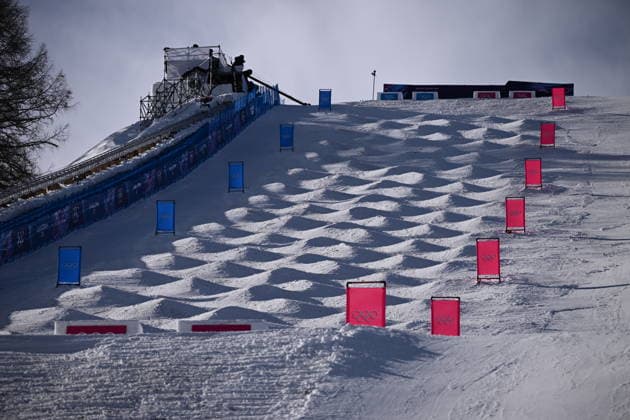 2026 WINTER Olympic Games, Olympische Spiele, Olympia, OS A general view of the moguls course ahead of the Freestyle Skiing Women™s Moguls final at the Livigno aerials and moguls park on day 5 of the 2026 Milano Cortina Winter Olympic Games in Sondrio, Italy, Wednesday, February 11, 2026. ( NO ARCHIVING, EDITORIAL USE ONLY MILANO LOMBARDY ITALY  Copyright: xDANxHIMBRECHTSx 20260212169928301541