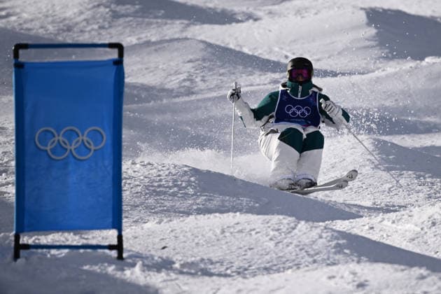 2026 WINTER Olympic Games, Olympische Spiele, Olympia, OS Charlotte Wilson of Australia in action duringthe warm up runs ahead of the Freestyle Skiing Women™s Moguls final at the Livigno aerials and moguls park on day 5 of the 2026 Milano Cortina Winter Olympic Games in Sondrio, Italy, Wednesday, February 11, 2026. ( NO ARCHIVING, EDITORIAL USE ONLY MILANO LOMBARDY ITALY  Copyright: xDANxHIMBRECHTSx 20260212115298628512