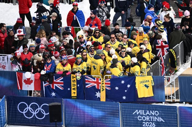 2026 WINTER Olympic Games, Olympische Spiele, Olympia, OS Australian supporters ahead of the Freestyle Skiing Women™s Moguls final at the Livigno aerials and moguls park on day 5 of the 2026 Milano Cortina Winter Olympic Games in Sondrio, Italy, Wednesday, February 11, 2026. ( NO ARCHIVING, EDITORIAL USE ONLY MILANO LOMBARDY ITALY  Copyright: xDANxHIMBRECHTSx 20260212151971042046