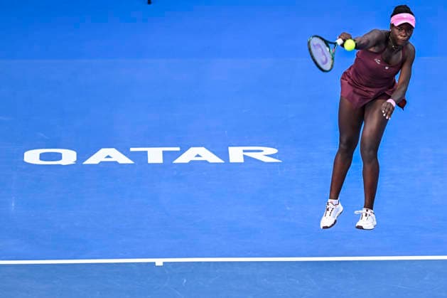 WTA, Tennis Damen QATAR TOTALENERGIES OPEN 2026-ROUND OF 16 Victoria Mboko of Canada competes in her round of 16 match against Mirra Andreeva of Russia during the WTA Qatar TotalEnergies Open 2026 tennis tournament at the Khalifa International Tennis Complex in Doha, Qatar, on February 11, 2026. ¨¨ DOHA Qatar Copyright: xNOUSHADx