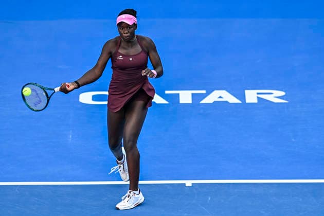 WTA, Tennis Damen QATAR TOTALENERGIES OPEN 2026-ROUND OF 16 Victoria Mboko of Canada competes in her round of 16 match against Mirra Andreeva of Russia during the WTA Qatar TotalEnergies Open 2026 tennis tournament at the Khalifa International Tennis Complex in Doha, Qatar, on February 11, 2026. ¨¨ DOHA Qatar Copyright: xNOUSHADx