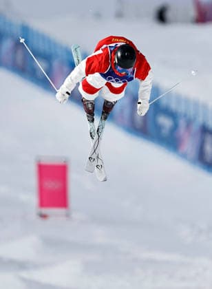 (260211) -- LIVIGNO, Feb. 11, 2026 -- Yang Ya of China competes during the freestyle skiing women s moguls qualification at the Milan-Cortina 2026 Olympic Winter games, Winterspiele,Spiele, Summer games in Livigno, Italy, Feb. 11, 2026. ) (MICO2026)ITALY-LIVIGNO-OLYMPIC WINTER GAMES-SNOWBOARD-WOMEN S HALFPIPE-QUALIFICATION WangxPeng 