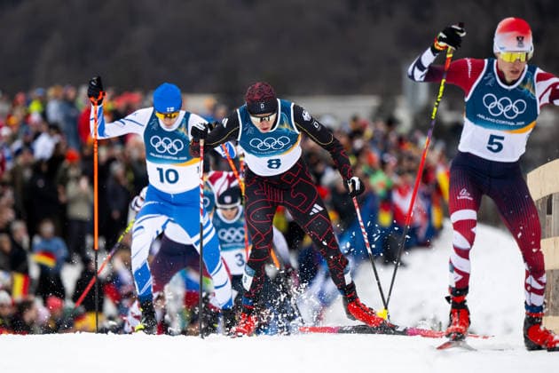 GEIGER Vinzenz (Deutschland), davor RETTENEGGER Stefan (Oesterreich), dahinter HIRVONEN Eero (Finnland), ITA, Olympische Spiele Milano Cortina 2026, Olympia, Nordische Kombination 10 km Gundersen, Langlauf, 11.02.2026 ITA, Olympische Spiele Milano Cortina 2026, Olympia, Nordische Kombination 10 km Gundersen, 11.02.2026 Tesero *** GEIGER Vinzenz Germany , in front RETTENEGGER Stefan Austria , behind HIRVONEN Eero Finland , ITA, Olympic Games Milano Cortina 2026, Olympia, Nordic Combined 10 km Gundersen, Cross-Country Skiing, 11 02 2026 ITA, Olympic Games Milano Cortina 2026, Olympia, Nordic Combined 10 km Gundersen, 11 02 2026 Tesero Copyright: xEibner-Pressefoto Memmlerx EP_MMR