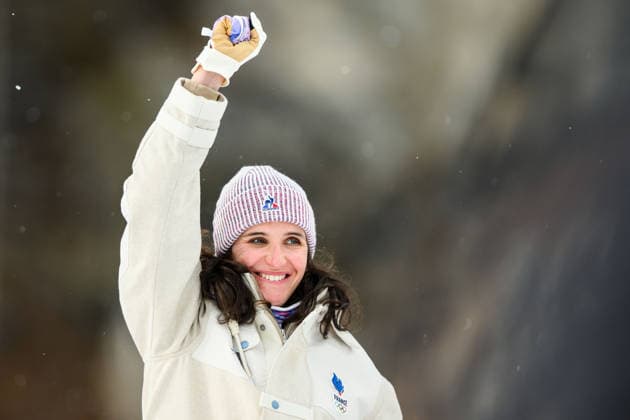 260211 Gold medalist Julia Simon of France celebrates on the podium after the women s biathlon 15 km individual during day 5 of the 2026 Winter Olympics on February 11, 2026 in Anterselva. Photo: Mathias Bergeld BILDBYRAN kod MB JM0789 skidskytte biathlon skiskyting Olympic Games, Olympische Spiele, Olympia, OS olympics winter olympics os ol olympiska spel vinter-os olympiske leker milano cortina 2026 milan cortina 2026 milano cortina 2026 olympic games milano cortina 2026 winter olympic games milano cortina-os milano cortina-ol vinter-ol 5 bbeng individual 15 km dam women kvinner Bronze brons *** 260211 Gold medalist Julia Simon of France celebrates on the podium after the women s biathlon 15 km individual during day 5 of the 2026 Winter Olympics on February 11, 2026 in Anterselva Photo Mathias Bergeld BILDBYRAN code MB JM0789 biathlon biathlon olympic games olympics olympics winter olympics os ol olympiska spel vinter os olympiske leker milano cortina 2026 milan cortina 2026 milano cortina 2026 olympic games milano cortina 2026 winter olympic games milano cortina os milano cortina ol vinter ol 5 bbeng individual 15 km dam women kvinner Bronze bronze  Copyright: MATHIASxBERGELD BB260211MB087