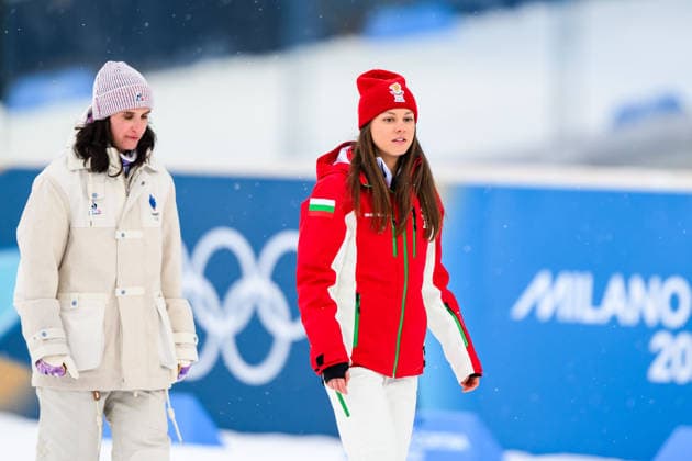 260211 Gold medalist Julia Simon of France and bronze medalist Lora Hristova of Bulgaria after the women s biathlon 15 km individual during day 5 of the 2026 Winter Olympics on February 11, 2026 in Anterselva. Photo: Mathias Bergeld BILDBYRAN kod MB JM0789 skidskytte biathlon skiskyting Olympic Games, Olympische Spiele, Olympia, OS olympics winter olympics os ol olympiska spel vinter-os olympiske leker milano cortina 2026 milan cortina 2026 milano cortina 2026 olympic games milano cortina 2026 winter olympic games milano cortina-os milano cortina-ol vinter-ol 5 bbeng individual 15 km dam women kvinner Bronze brons *** 260211 Gold medalist Julia Simon of France and bronze medalist Lora Hristova of Bulgaria after the women s biathlon 15 km individual during day 5 of the 2026 Winter Olympics on February 11, 2026 in Anterselva Photo Mathias Bergeld BILDBYRAN kod MB JM0789 biathlon biathlon olympic games olympics olympics winter olympics os ol olympiska spel vinter os olympiske leker milano cortina 2026 milan cortina 2026 milano cortina 2026 olympic games milano cortina 2026 winter olympic games milano cortina os milano cortina ol vinter ol 5 bbeng individual 15 km dam women kvinner Bronze bronze  Copyright: MATHIASxBERGELD BB260211MB089