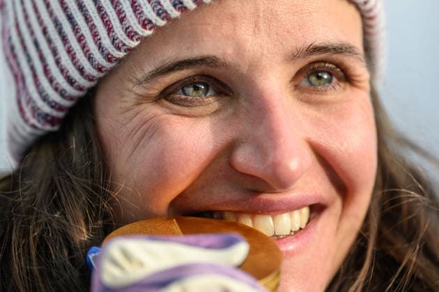 260211 Gold medalist Julia Simon of France celebrates on the podium after the women s biathlon 15 km individual during day 5 of the 2026 Winter Olympics on February 11, 2026 in Anterselva. Photo: Mathias Bergeld BILDBYRAN kod MB JM0789 skidskytte biathlon skiskyting Olympic Games, Olympische Spiele, Olympia, OS olympics winter olympics os ol olympiska spel vinter-os olympiske leker milano cortina 2026 milan cortina 2026 milano cortina 2026 olympic games milano cortina 2026 winter olympic games milano cortina-os milano cortina-ol vinter-ol 5 bbeng individual 15 km dam women kvinner Gold guld *** 260211 Gold medalist Julia Simon of France celebrates on the podium after the women s biathlon 15 km individual during day 5 of the 2026 Winter Olympics on February 11, 2026 in Anterselva Photo Mathias Bergeld BILDBYRAN code MB JM0789 biathlon biathlon olympic games olympics olympics winter olympics os ol olympiska spel vinter os olympiske leker milano cortina 2026 milan cortina 2026 milano cortina 2026 olympic games milano cortina 2026 winter olympic games milano cortina os milano cortina ol vinter ol 5 bbeng individual 15 km dam women kvinner Gold guld  Copyright: MATHIASxBERGELD BB260211MB097