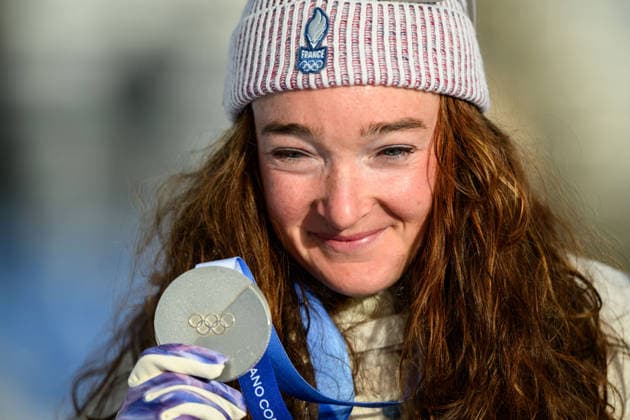 260211 Silver medalist Lou Jeanmonnot of France celebrates on the podium after the women s biathlon 15 km individual during day 5 of the 2026 Winter Olympics on February 11, 2026 in Anterselva. Photo: Mathias Bergeld BILDBYRAN kod MB JM0789 skidskytte biathlon skiskyting Olympic Games, Olympische Spiele, Olympia, OS olympics winter olympics os ol olympiska spel vinter-os olympiske leker milano cortina 2026 milan cortina 2026 milano cortina 2026 olympic games milano cortina 2026 winter olympic games milano cortina-os milano cortina-ol vinter-ol 5 bbeng individual 15 km dam women kvinner silver *** 260211 Silver medalist Lou Jeanmonnot of France celebrates on the podium after the women s biathlon 15 km individual during day 5 of the 2026 Winter Olympics on February 11, 2026 in Anterselva Photo Mathias Bergeld BILDBYRAN code MB JM0789 biathlon biathlon olympic games olympics olympics winter olympics os ol olympiska spel vinter os olympiske leker milano cortina 2026 milan cortina 2026 milano cortina 2026 olympic games milano cortina 2026 winter olympic games milano cortina os milano cortina ol vinter ol 5 bbeng individual 15 km dam women kvinner silver  Copyright: MATHIASxBERGELD BB260211MB099