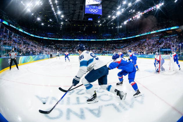 260211 Mikko Rantanen of Finland and Matus Sukel of Slovakia in the men s Ice hockey, Eishockey game between Slovakia and Finland during day 5 of the 2026 Winter Olympics on February 11, 2026 in Milan. Photo: Carl Sandin BILDBYRAN kod CS CS0869 ishockey ice hockey Olympic Games, Olympische Spiele, Olympia, OS olympics winter olympics os ol olympiska spel vinter-os olympiske leker milano cortina 2026 milan cortina 2026 milano cortina 2026 olympic games milano cortina 2026 winter olympic games milano cortina-os milano cortina-ol vinter-ol 5 bbeng slovakia slovakien finland *** 260211 Mikko Rantanen of Finland and Matus Sukel of Slovakia in the men s ice hockey game between Slovakia and Finland during day 5 of the 2026 Winter Olympics on February 11, 2026 in Milan Photo Carl Sandin BILDBYRAN kod CS CS0869 ishockey ice hockey olympic games olympics winter olympics os ol olympiska spel vinter os olympiske leker milano cortina 2026 milan cortina 2026 milano cortina 2026 olympic games milano cortina 2026 winter olympic games milano cortina os milano cortina ol vinter ol 5 bbeng slovakia slovakien finland  Copyright: CARLxSANDIN BB260211CS045